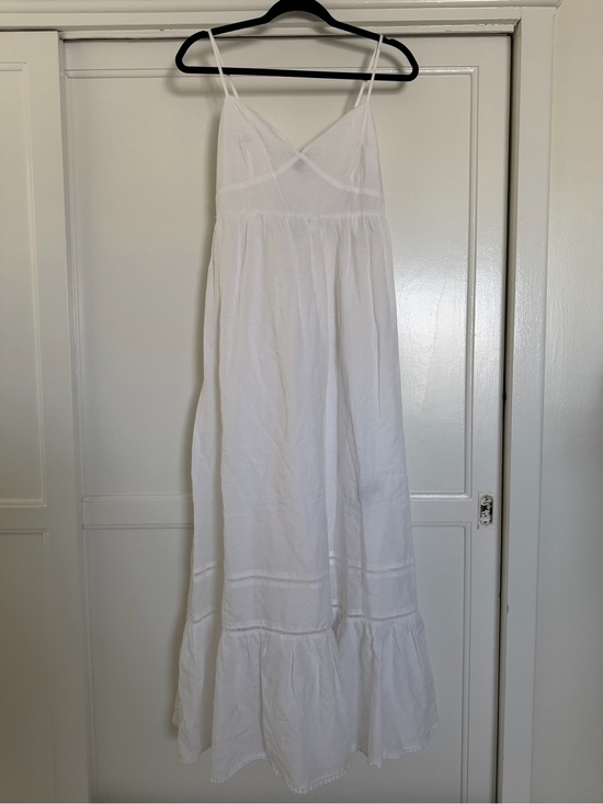 Forever 21 Dresses & Skirts - White Spaghetti-Strap Maxi Dress